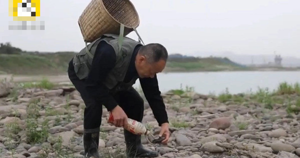 Ra suối nhặt “đồ bỏ đi”, dân làng thu về hơn 72 tỷ đồng mỗi năm