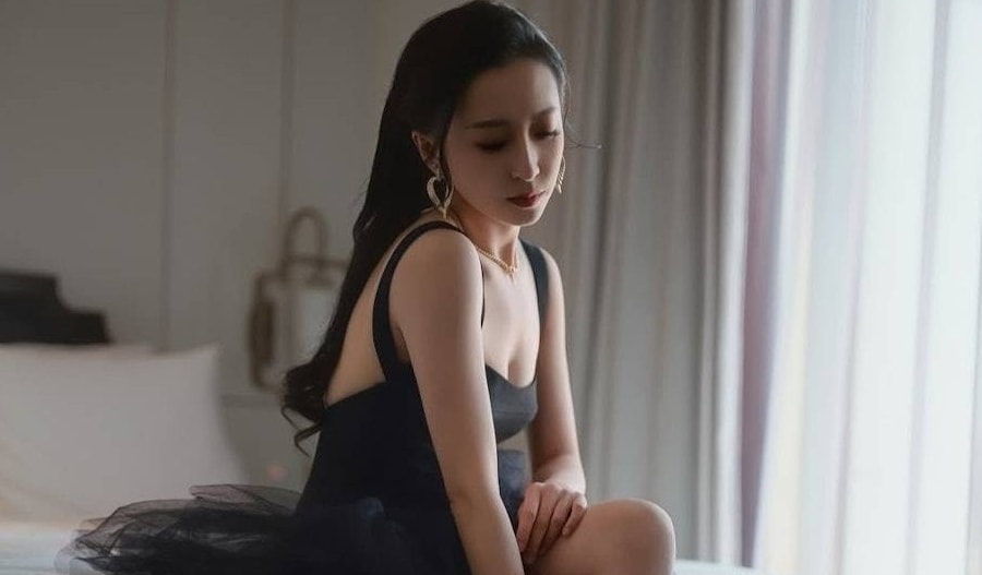 Mỹ nhân TVB tung ảnh gợi cảm