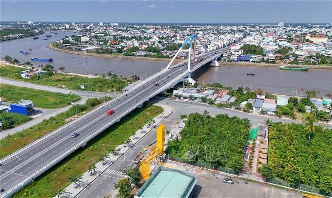 Chính sách đúng qua con số 'không biết tô màu'