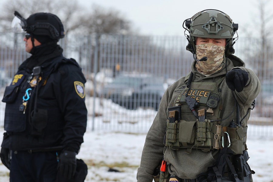 Điểm nóng thử thách quyền lực của ông Trump trong lòng nước Mỹ