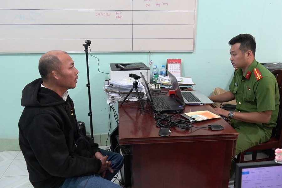 Tài xế xe khách rượt đuổi ôtô tải trên cao tốc Trung Lương bị bắt