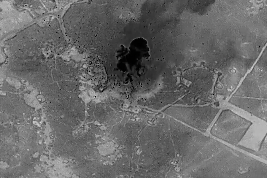 Mỹ không kích quy mô lớn đáp trả IS ở Syria