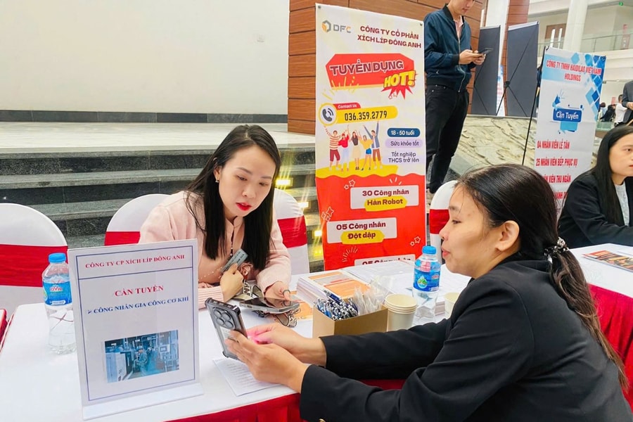 AI mở cơ hội mới, nhưng gia tăng áp lực việc làm tại Việt Nam