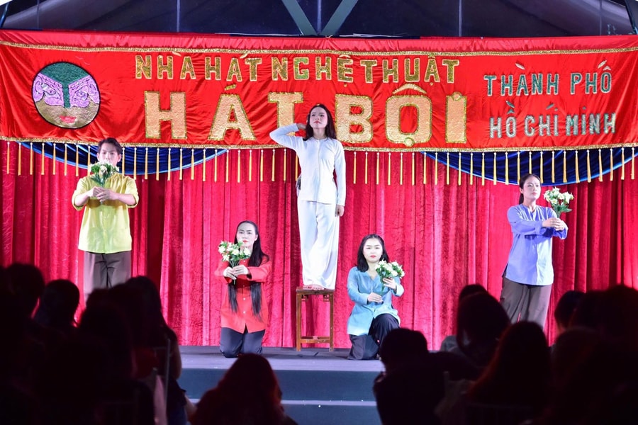 Hát bội trở lại đời sống đô thị bằng nhịp tiếp cận người trẻ