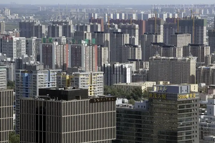 Giới siêu giàu Trung Quốc bán nhà, gom vàng