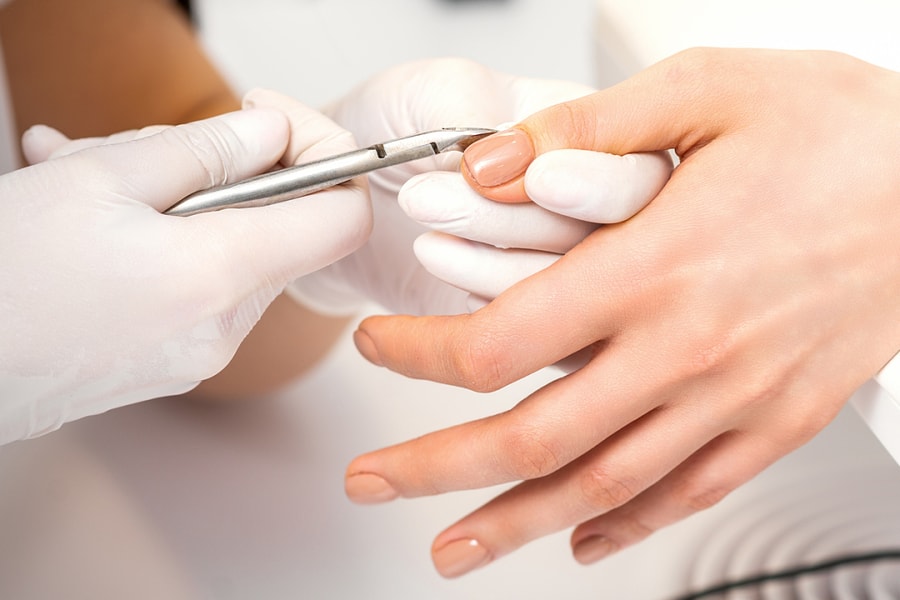 Nguy cơ lây HPV, viêm gan B từ dịch vụ chăm sóc da chuyên sâu