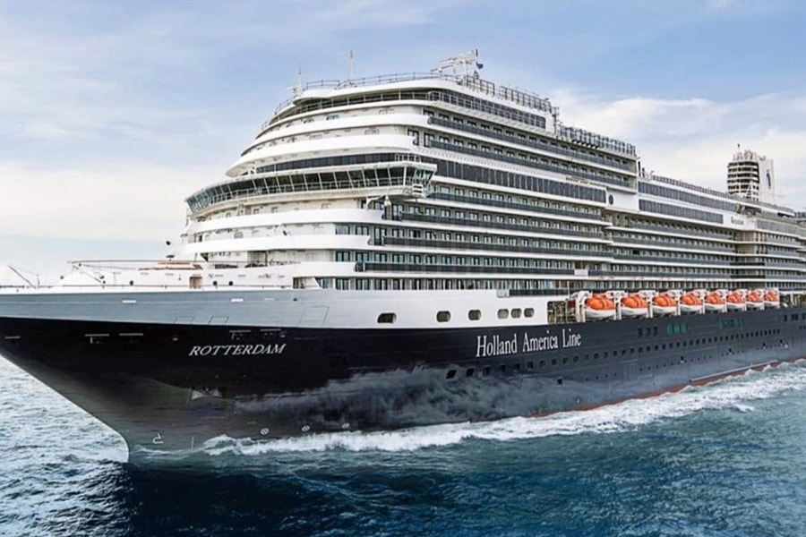 Ổ dịch xuất hiện trên tàu du lịch, 90 khách bị tiêu chảy nôn mửa