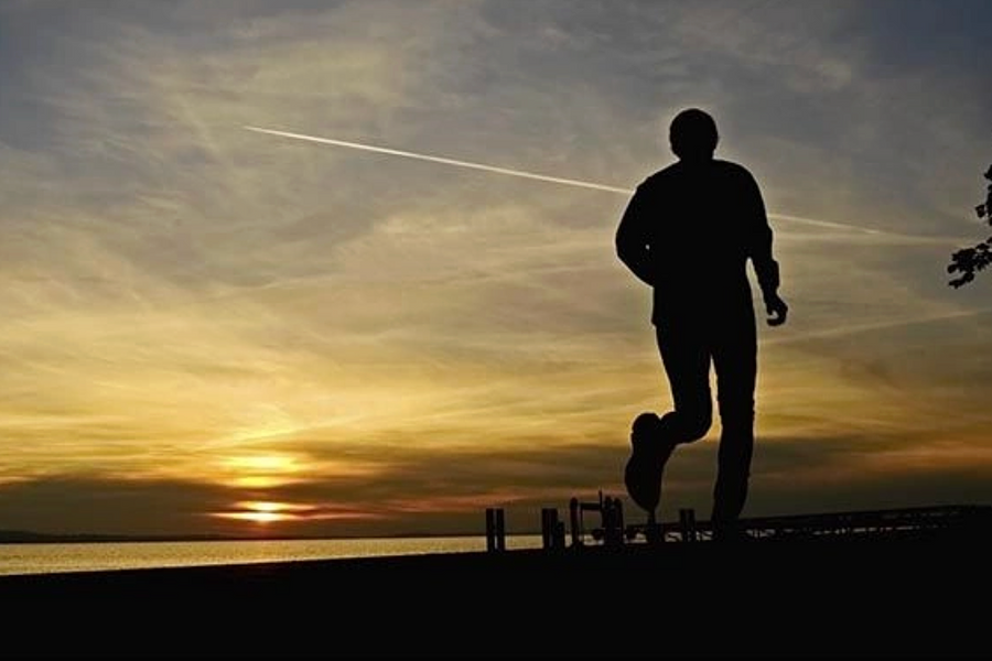 Bác sĩ chỉ cách né 'khung giờ tử thần' của đột quỵ