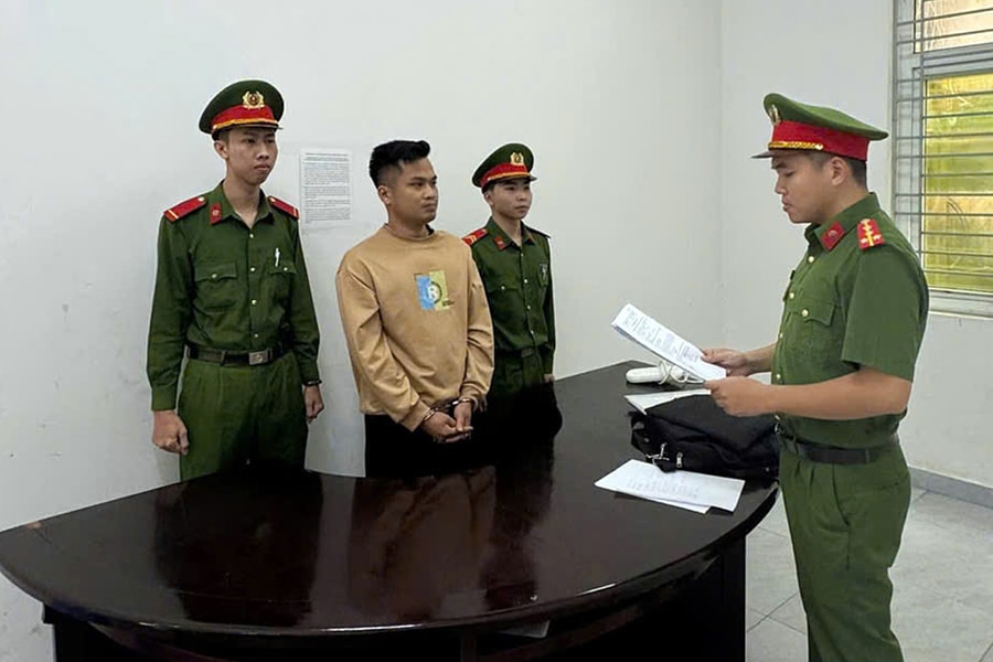 Lừa gần 40 người mua cau giống