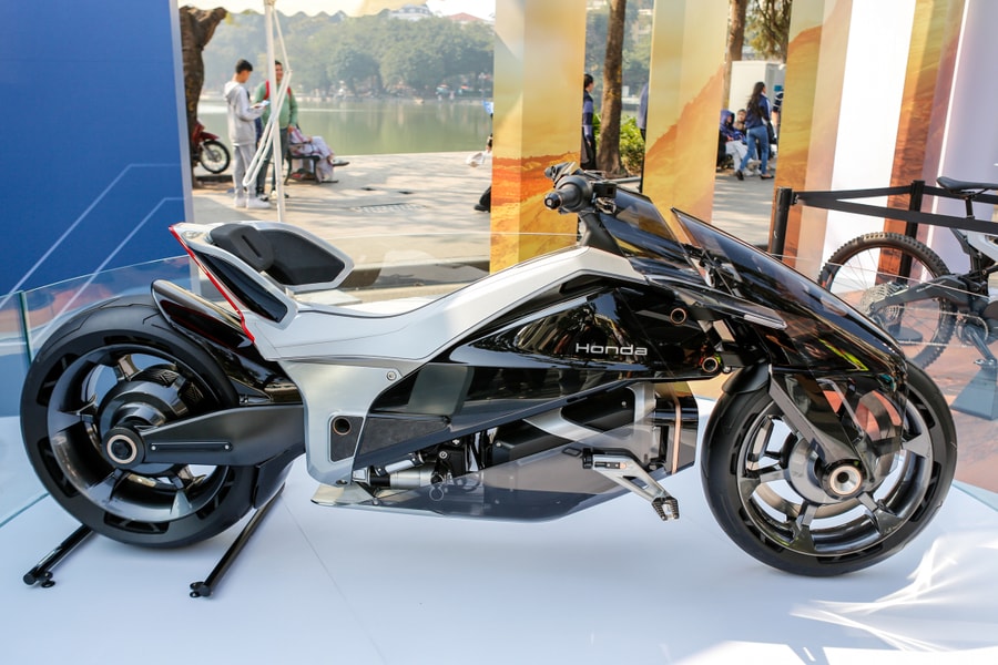 EV Outlier Concept - xe máy điện kỳ lạ của Honda xuất hiện tại Việt Nam
