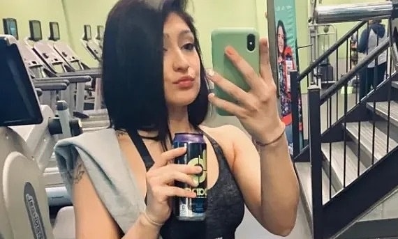 Nữ cảnh sát bị điều tra vì lộ tài khoản đăng ảnh khiêu dâm