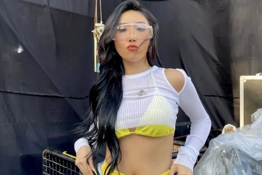 Biểu tượng sexy làm chao đảo làng nhạc