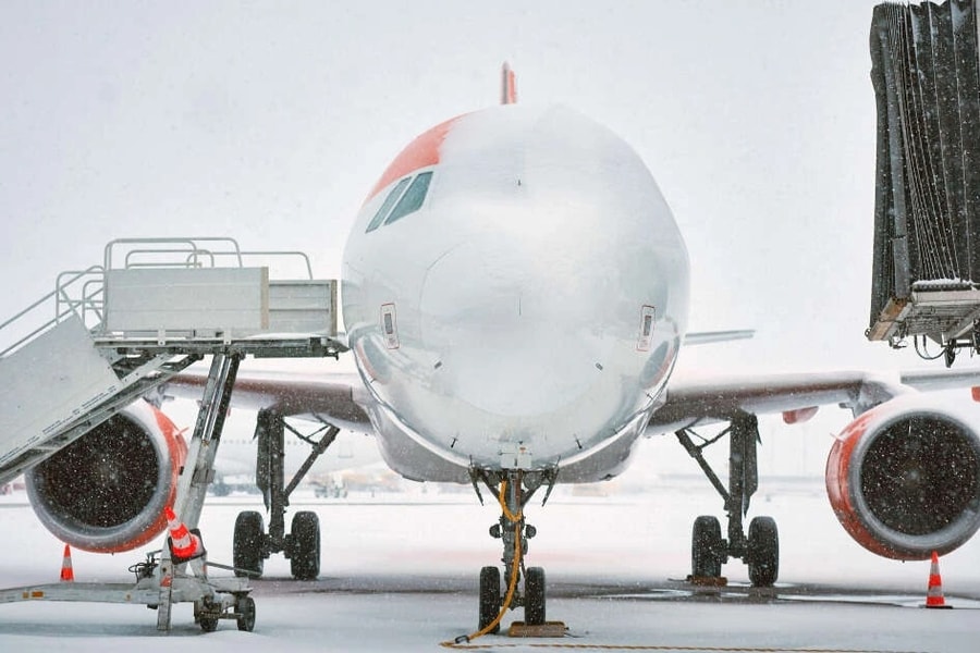 Tây Ban Nha: Vợ qua đời trước giờ bay, chồng vẫn cố đưa thi thể lên máy bay