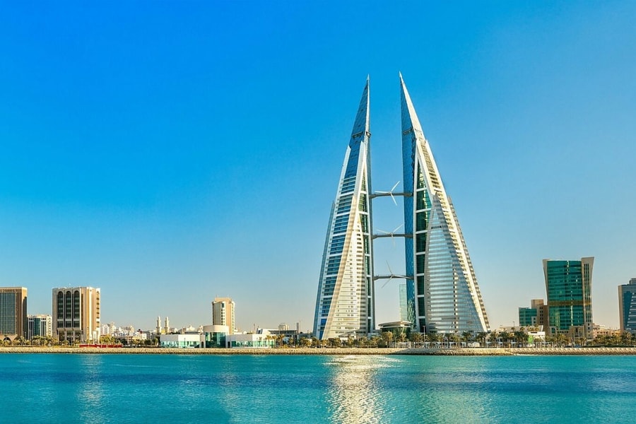 Quốc đảo nào ở châu Á không có sông tự nhiên?