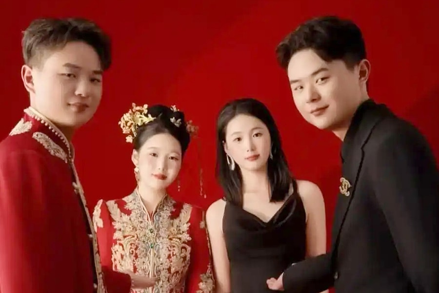 Chị em song sinh cưới anh em sinh đôi