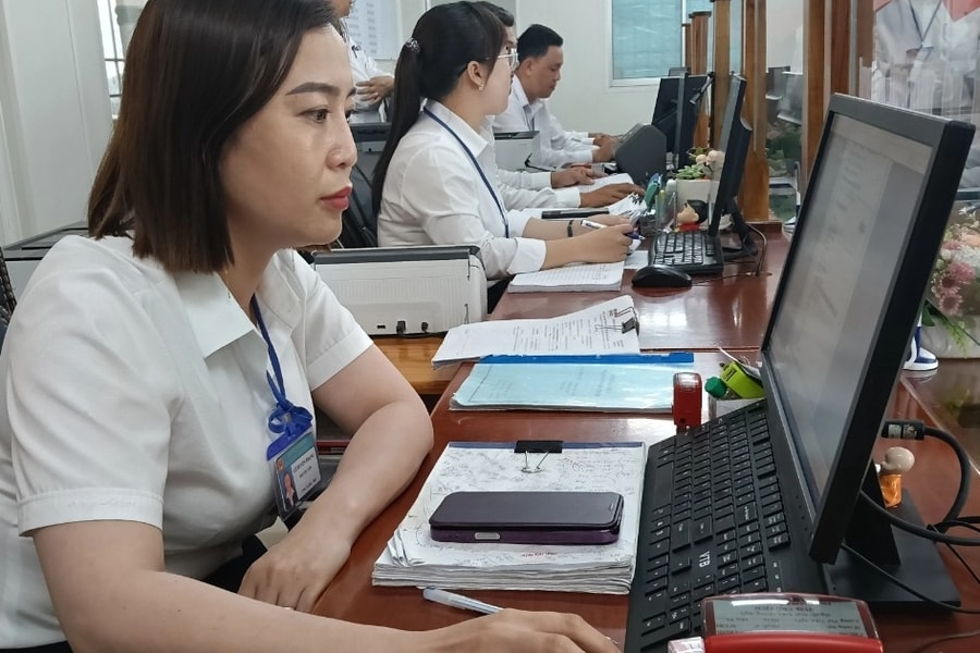 Tuyển chọn người nghiên cứu chiến lược nguồn nhân lực cho chính quyền 2 cấp