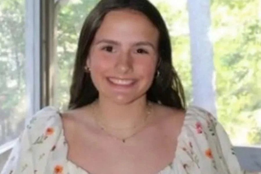 Cô gái Mỹ sống sót kỳ diệu sau vụ cá mập tấn công kinh hoàng trong kỳ nghỉ