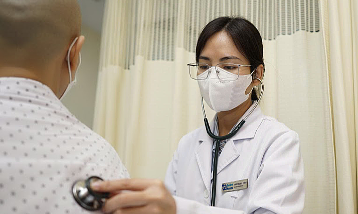 Nổi nhiều hạch do ung thư vỏ thượng thận ít gặp