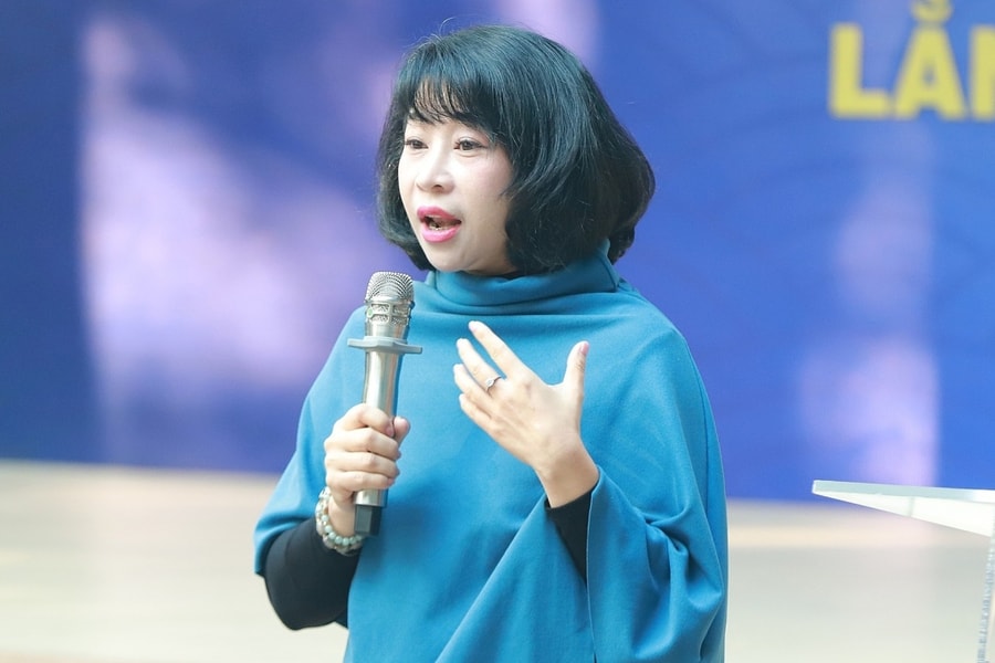 Người mẹ 'sững người' khi hỏi con lý do chỉ được 9,75 điểm Toán