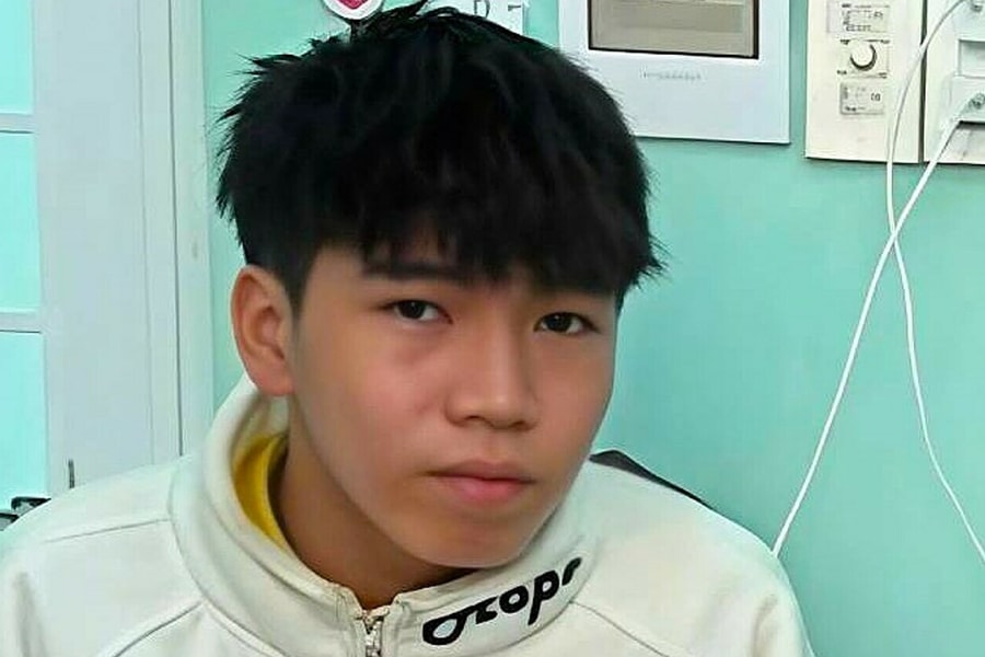 Con trai lục phòng ngủ, trộm tiền lúc cha mẹ đi vắng