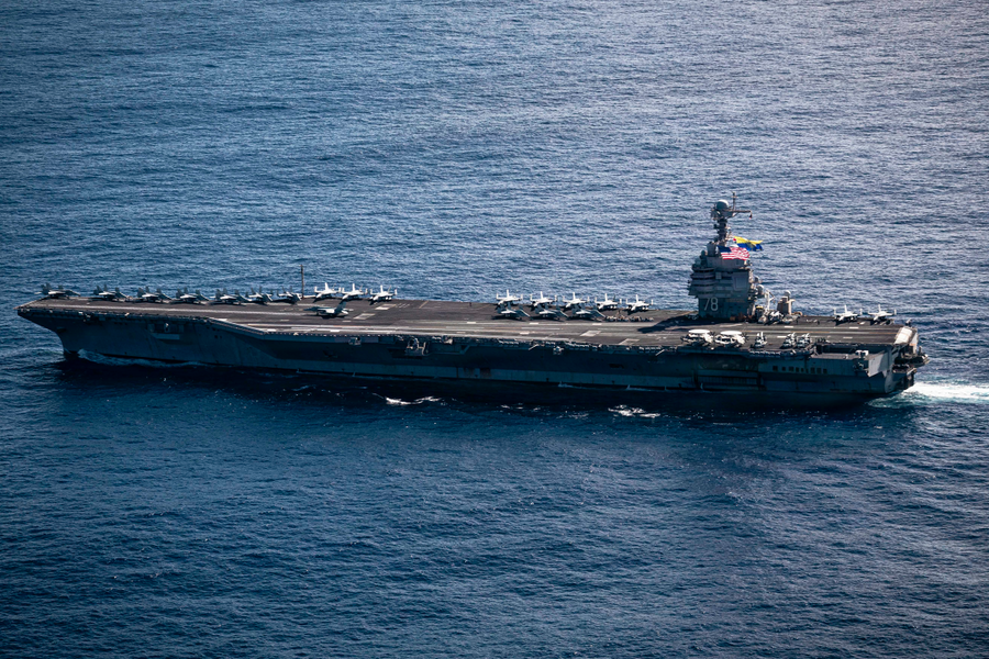 Tư lệnh hải quân Mỹ lo siêu tàu sân bay bị quá tải