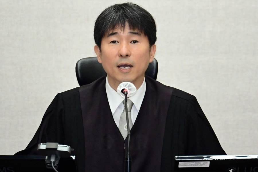 Thẩm phán định đoạt số phận cựu tổng thống Hàn Quốc