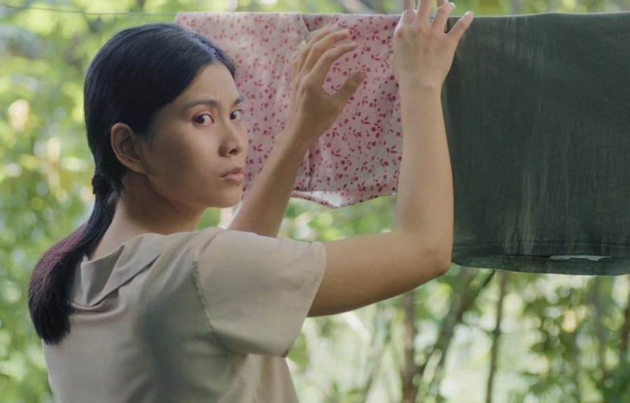 'Nhà hai chủ' rời rạp, thu hơn 12 tỷ