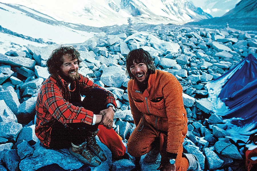 Những giờ cuối đời trong vùng chết của Everest