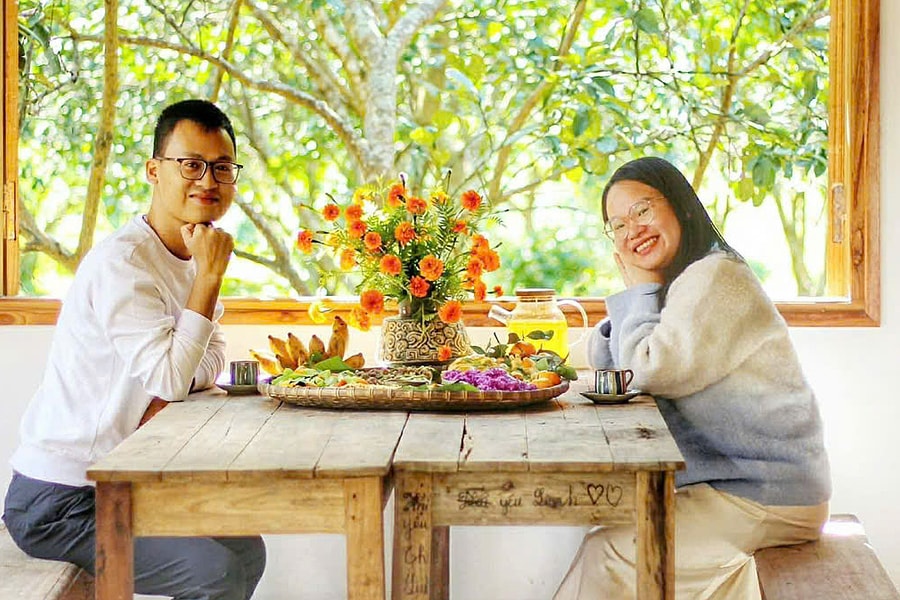 Sống hai nơi để trốn bụi mịn