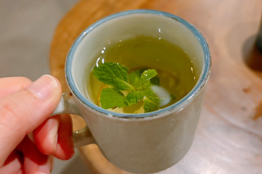 Điều gì xảy ra với đường huyết khi uống trà bạc hà?