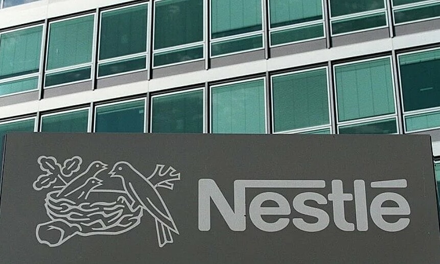 Singapore thu hồi sữa cho trẻ sơ sinh của Nestlé và Dumex