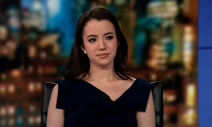 'Nhà văn bí mật sinh con cho Elon Musk' kiện xAI