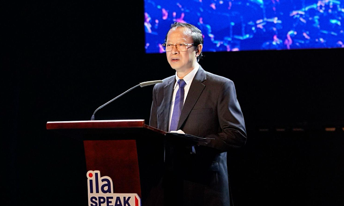 'Ngoại ngữ và chuyển đổi số là chìa khóa hội nhập'