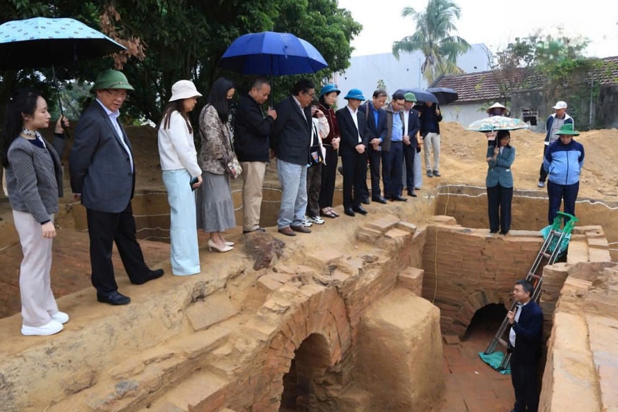 Phát hiện ngôi mộ gạch 2.000 năm tuổi ở Quảng Ninh