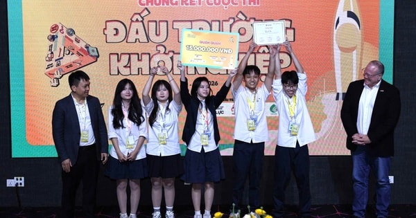 'Gen Z' dùng AI hồi sinh trang phục cũ, giảm rác thải ra môi trường