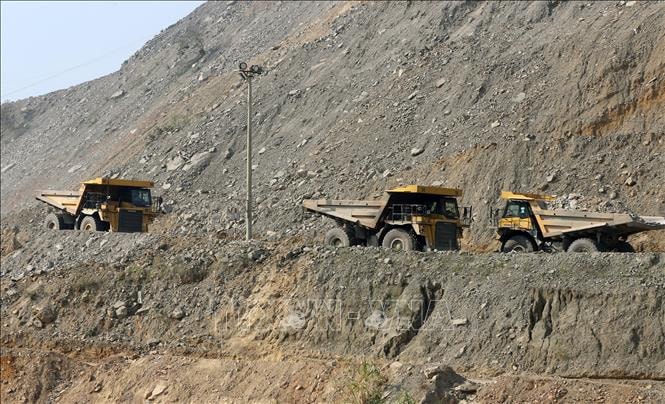 Sửa đổi quy định về cấp giấy phép khai thác khoáng sản