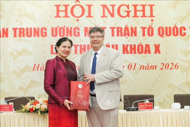 Phát huy vai trò cầu nối tri thức và hợp tác toàn cầu của kiều bào