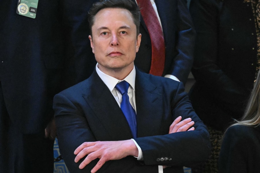 Tỷ phú có khả năng tham gia chính trị gấp 4.000 lần người thường