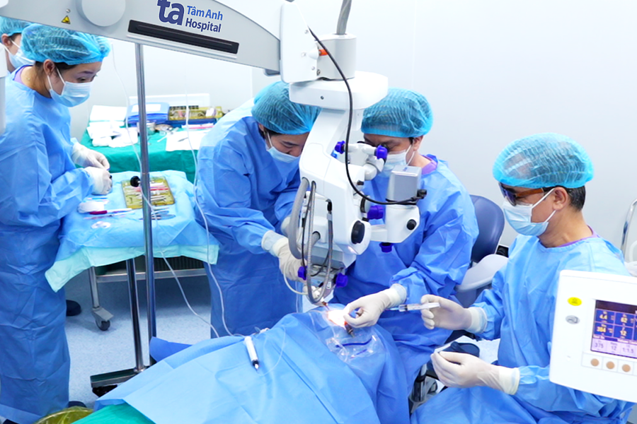 'Sửa' di chứng sau chấn thương vỡ nhãn cầu