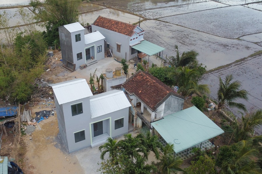 Những căn nhà mới ở rốn lũ Đăk Lăk