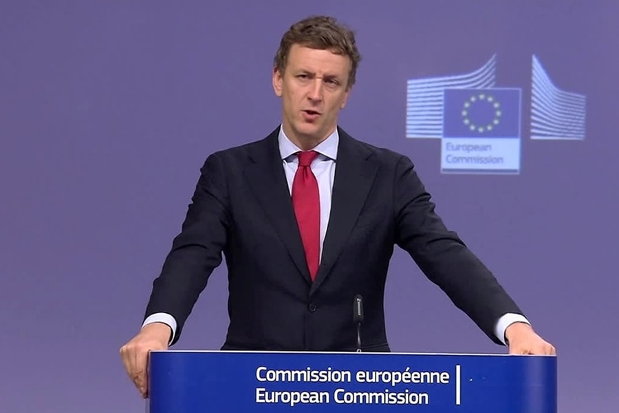 EU ưu tiên đối thoại, nhưng sẵn sàng đáp trả đòn thuế của ông Trump