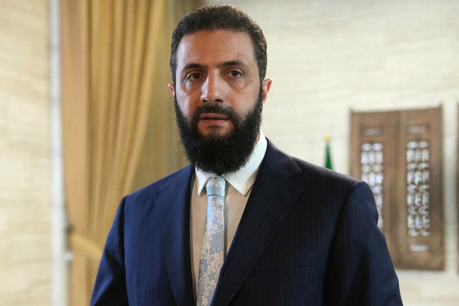 Dân quân người Kurd bỏ mỏ dầu lớn nhất Syria, đồng ý sáp nhập vào chính phủ