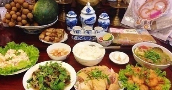 Văn khấn ngày mùng 1 tháng Chạp năm Ất Tỵ 2025