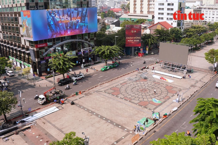 TP Hồ Chí Minh lắp màn hình LED lớn phục vụ cổ vũ U23 Việt Nam
