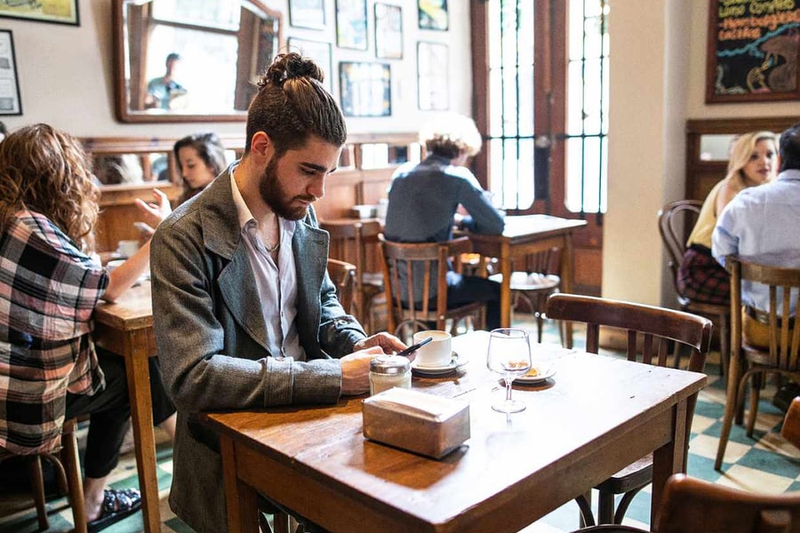 Lý do nhà hàng không nhận khách khi nhóm chưa đủ người