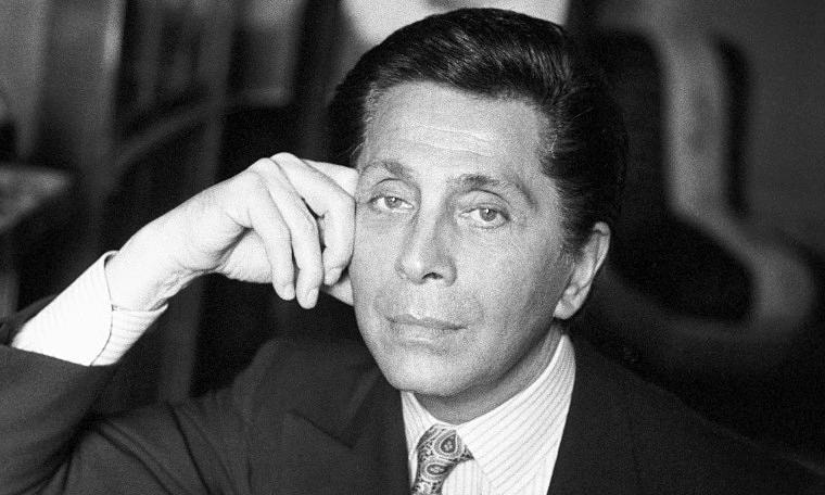 Huyền thoại Valentino qua đời