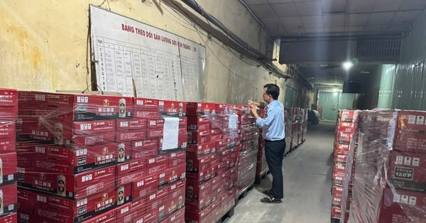 Phát hiện hơn 3.200 thùng bia ngoại không rõ nguồn gốc ở TPHCM