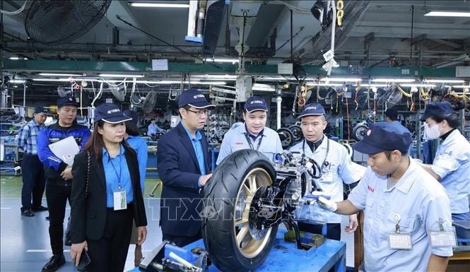 Phong trào thi đua lao động, sản xuất lan tỏa mạnh mẽ trong công nhân Thủ đô