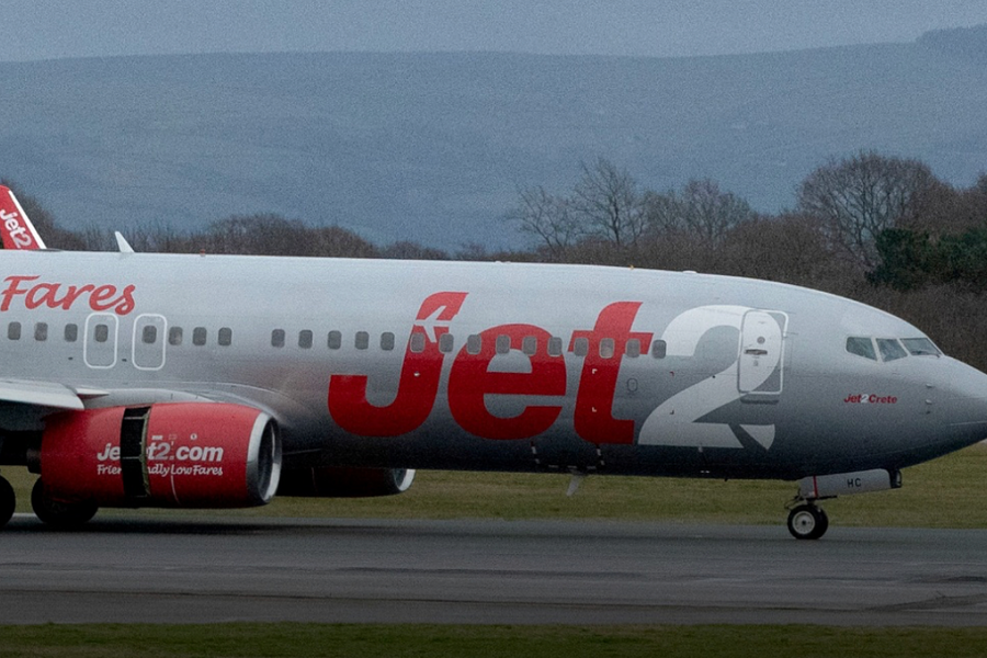 Hãng hàng không bỏ quên hơn 30 hành khách ở sân bay