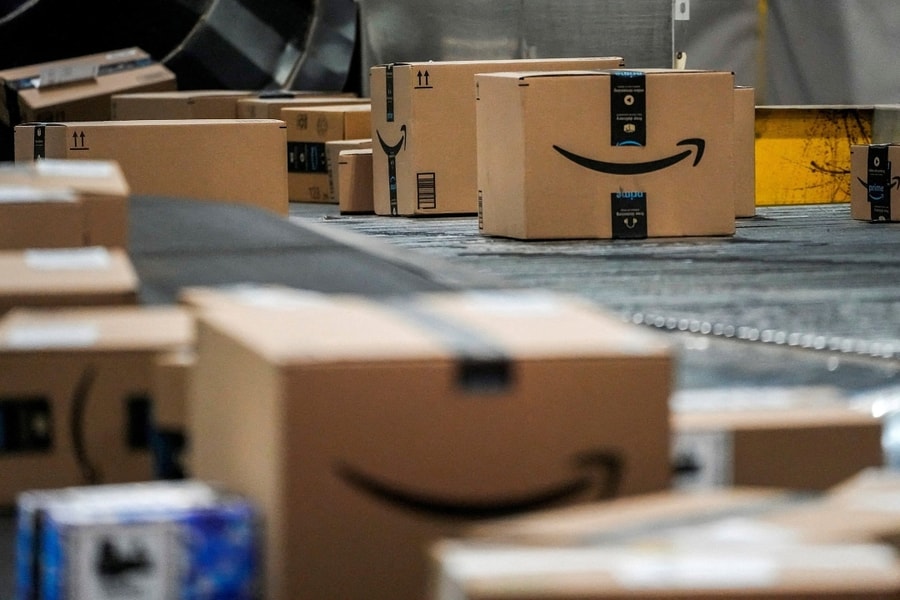 Amazon cảnh báo giá sản phẩm sắp tăng vì thuế nhập khẩu